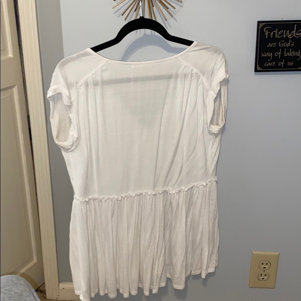 blouse - Picture 2 of 2